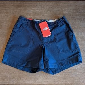 NWT The North Face Women's Rideside pull-on shorts
